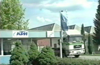 KTM – Πως άλλαξε το εργοστάσιο της μέσα σε 30 χρόνια, σε video