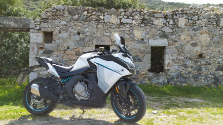 Moto Petsas - CF Moto GT 400/650 με άτοκες δόσεις