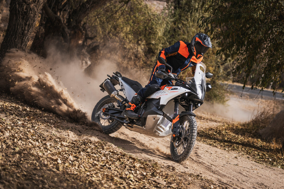 KTM 790 Adventure 2024 - Δώρο το Quickshifter+ για όλο το 2024