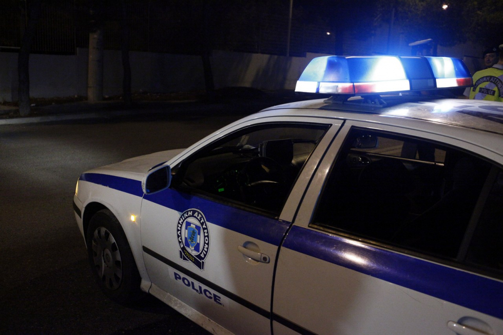 Κόντρες στα λιμανάκια - Επιχείρηση ΕΛ.ΑΣ.