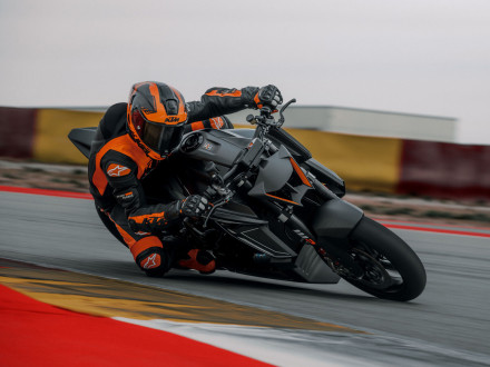 KTM 1390 Super Duke RR Track 2026 - Ο πρώτος Δούκας μόνο για πίστα είναι γεγονός