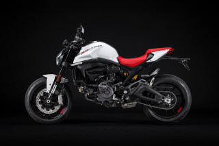 Ducati Monster 2024 – Αποκτά νέο λευκό χρωματισμό