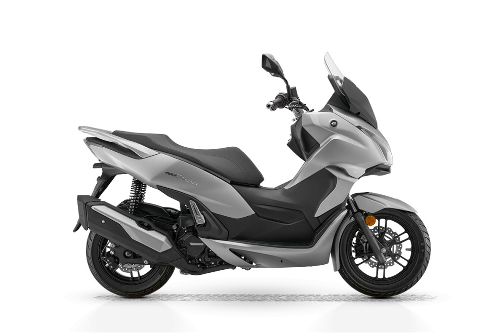 QJMOTOR MTX 300 – Νέο GT Scooter στην Ευρώπη – Πρώτες πληροφορίες