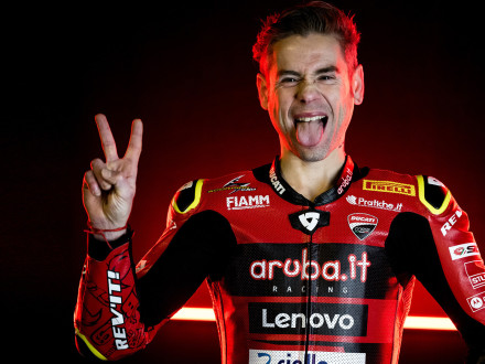 Alvaro Bautista - Δύσκολο να παλέψει για τον τίτλο ο Martin
