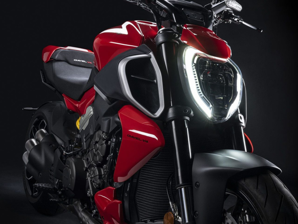 Ducati Diavel V4 S 2027 - Έγγραφα έγκρισης προαναγγέλλουν τη νέα εξωτική «Ιταλίδα»
