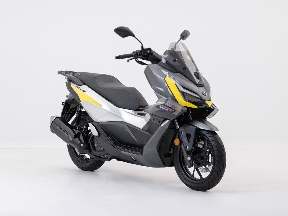 EICMA 2025 - Voge SR 125 GTS 2026