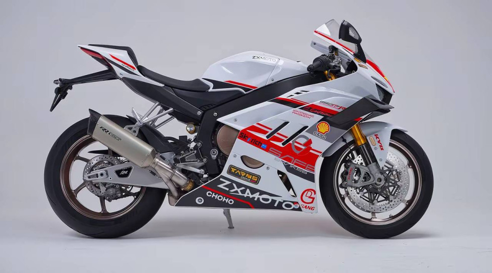 ZXMOTO 820RR 2026 - Τρικύλινδρη 150 ίππων
