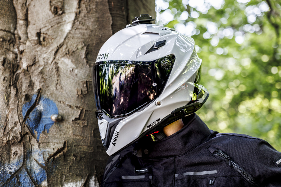 Κράνη Airoh Commander 2 / Bandit – Πολύπλευρη πρακτικότητα εντός και εκτός δρόμου