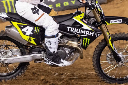 Triumph - Νέες φωτογραφίες της Motocross μοτοσυκλέτας της