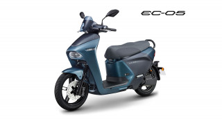 Yamaha EC-05 - Rebadged ηλεκτρικό scooter της Gogoro