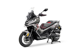 Voge SR450X Τιμή στην Ελλάδα – Πόσο κάνει το δικύλινδρο ADV Scooter