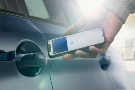 BMW - Μετατρέπει το iPhone σε κλειδί του οχήματος σας!