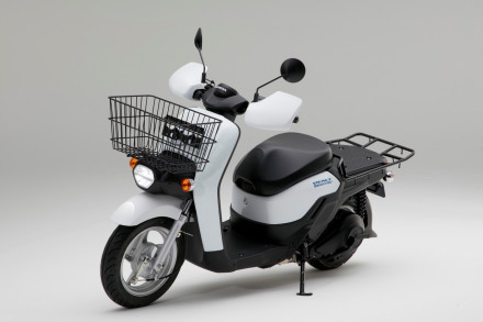 Honda - Από το C50 στο BENLY e: - Το ηλεκτρικό cargo-scooter στην παραγωγή