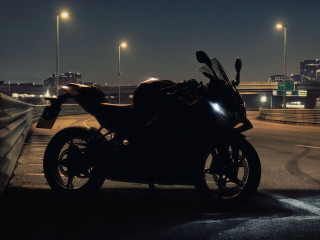 BMW 450RR 2026 - Teaser φωτογραφία προμηνύει τον ερχομό του