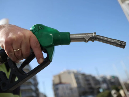 Τιμές καυσίμων - Fuel Pass, επιδότηση diesel και… φόρος στα τυχερά παιχνίδια