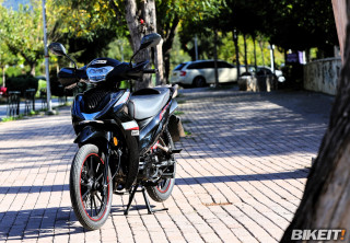 UM Motorcycles Flash 125LZ – To πρακτικότερο παπί στα 2.000 ευρώ;