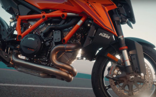 KTM 1390 Superduke R – Αποκαλυπτικό video με στιγμές από την ανάπτυξη του