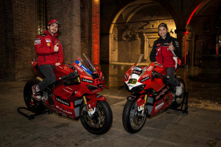 Ducati Panigale V4 2022 World Champion Replica – Συλλεκτικός φόρος τιμής για Francesco Bagnaia και Álvaro Bautista