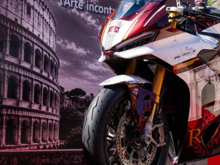 Ducati Panigale V2 S - Μια μοναδική δημιουργία αφιερωμένη στη Ρώμη και τη Via Appia