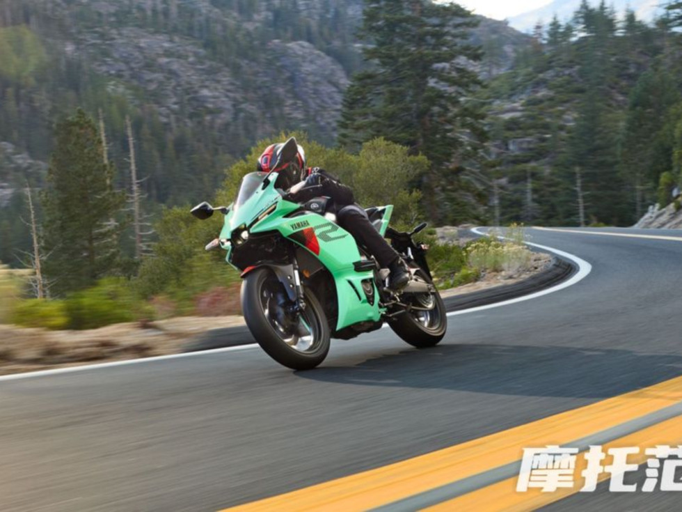 Νέα Yamaha R3 - Νέο χρώμα για την Ασία και αεροδυναμικές βελτιώσεις