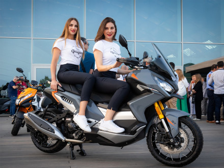 Peugeot Motocycles - Η επίσημη παρουσίαση της νέας εποχής της στην Ελλάδα από τον Όμιλο Επιχειρήσεων Σαρακάκη
