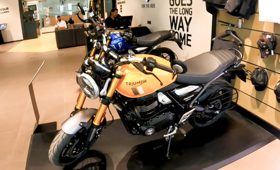 Triumph Speed 400 και Scrambler 400X με custom χρώματα στην Ινδία