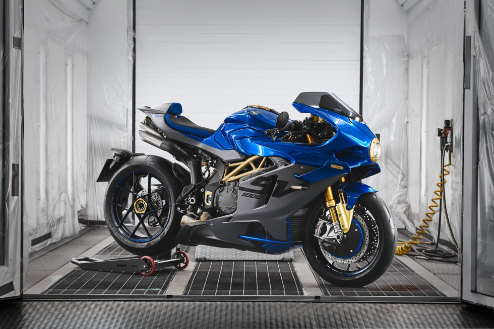 MV Agusta Sartoria Meccanica - Εργοστασιακή υψηλή ραπτική