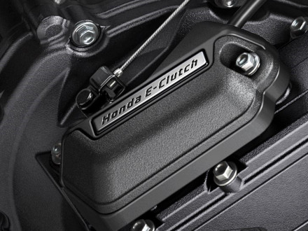E-Clutch - Η νέα τεχνολογία στις μοτοσυκλέτες, με τις λέξεις της Honda