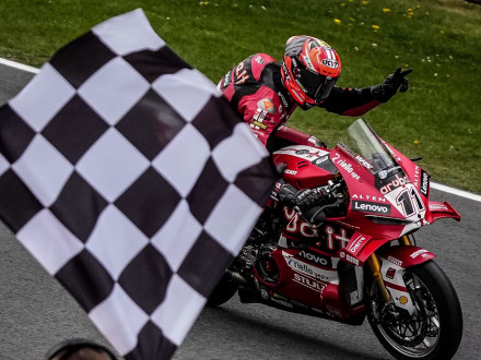 WSBK 2026, 3ος αγώνας, Ολλανδία - Αδιαμφισβήτητη επικράτηση Bulega και Ducati