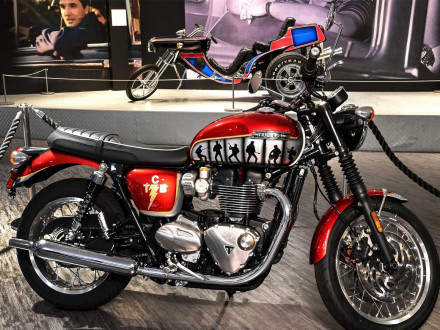 Πόσο δημοπρατήθηκε η Triumph Bonneville T120 του.. "Elvis Presley” ;