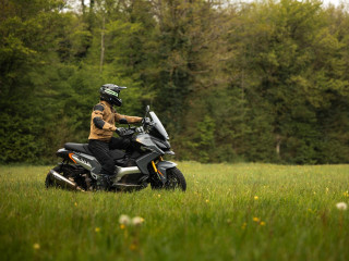Άνοιξη με στυλ &amp; προσφορές από την Peugeot Motocycles