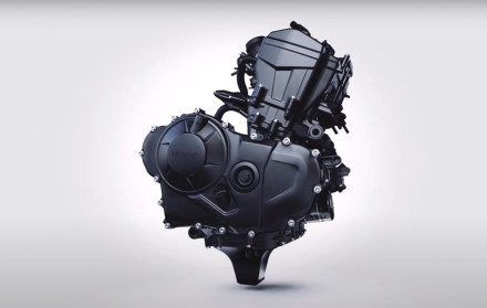 Honda Hornet 2023 – Αυτός είναι ο νέος δικύλινδρος κινητήρας του