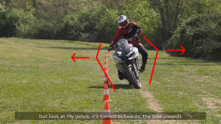 Ducati - Οι βασικές αρχές για οδήγηση μεγάλης Adventure μοτοσυκλέτας στο χώμα - Video
