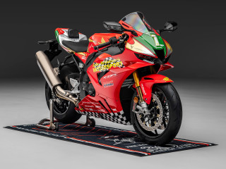 Honda Fireblade John McGuinness Edition - Για πολύ λίγους και... τρελούς!