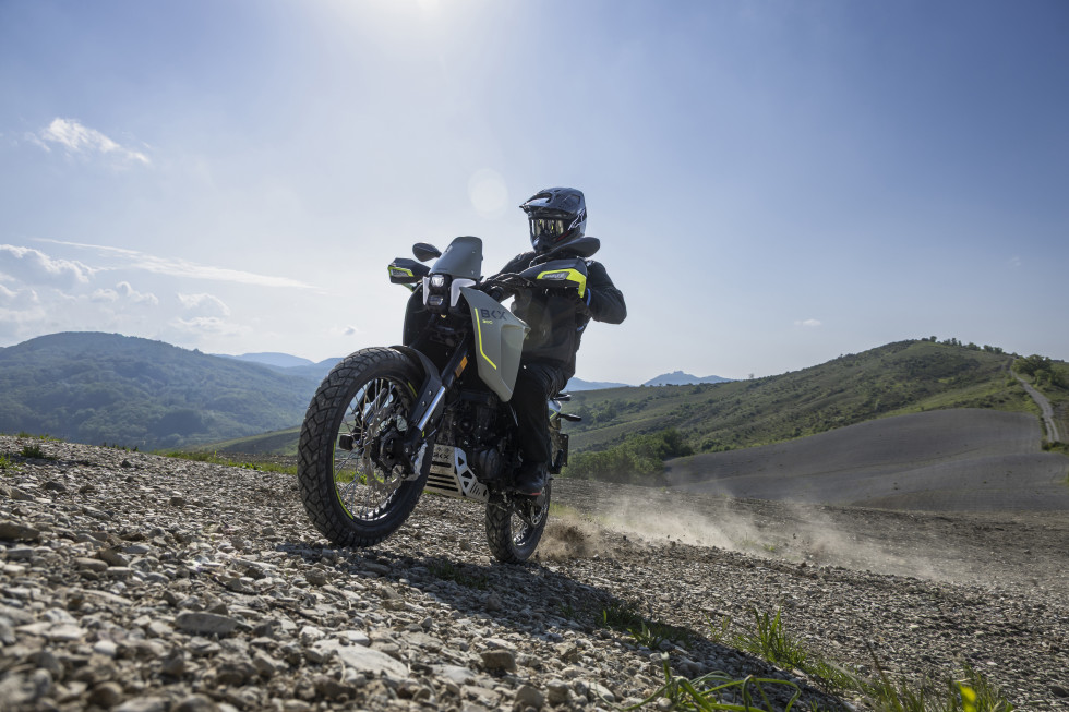Benelli BKX 300 – Έφτασε στην Ελλάδα, η τιμή της