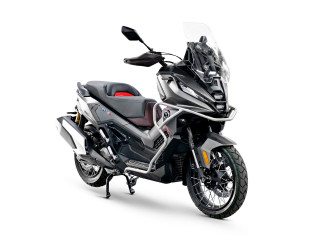 EICMA 2025 - Voge SR450X 2026
