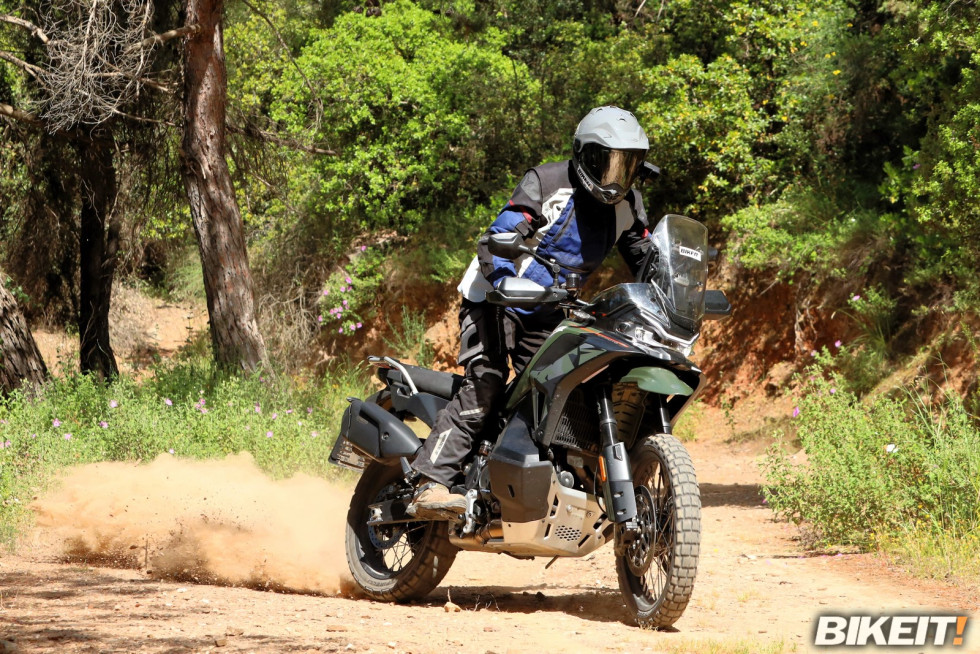 Test - CFMOTO 1000 MT-X