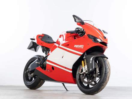 Μια σπάνια Ducati Desmosedici RR σε δημοπρασία