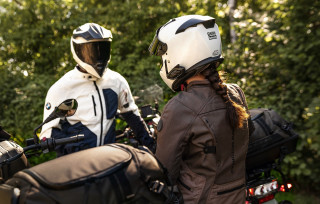 Νέα ενδοεπικοινωνία BMW Motorrad ConnectedRide Com U1