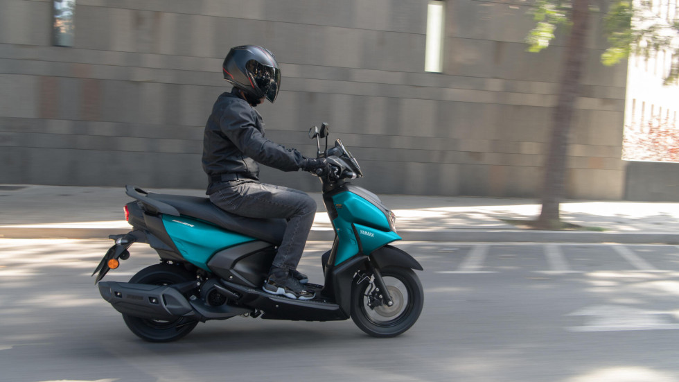 Yamaha RayZR – Γιατί μπορεί να είναι το τέλειο αστικό scooter για σένα