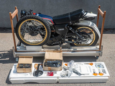Ένα Yamaha XT500 του 1976 πωλείται στο... κουτί του