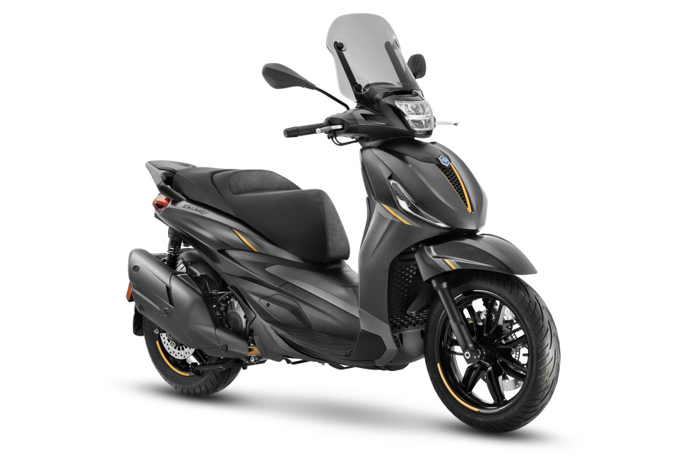 EICMA 2025 - Piaggio Beverly 25th Anniversary 2026