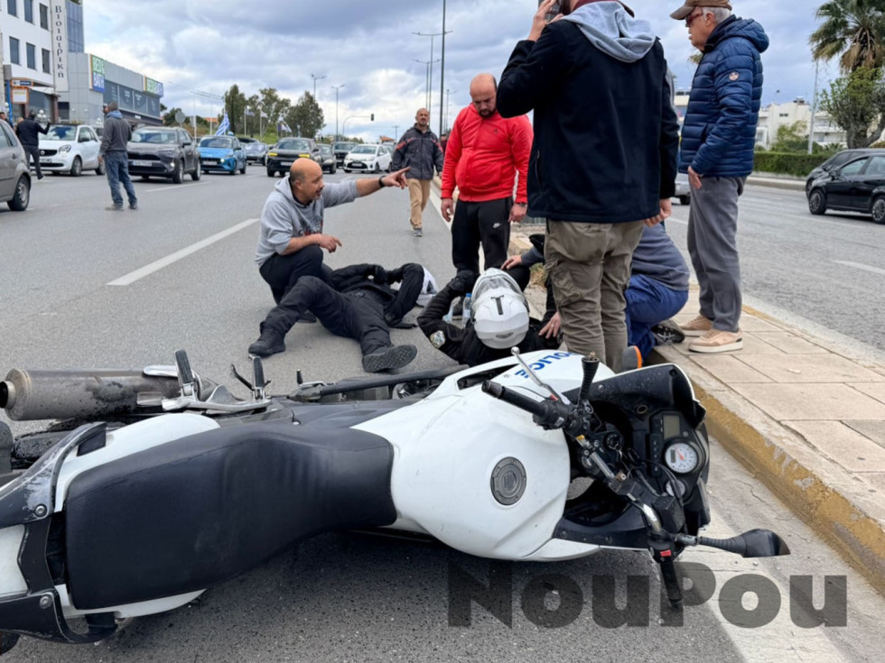 Βουλιαγμένη - Τροχαίο με τραυματίες δυο μοτοσυκλετιστές της ομάδας ΔΙΑΣ
