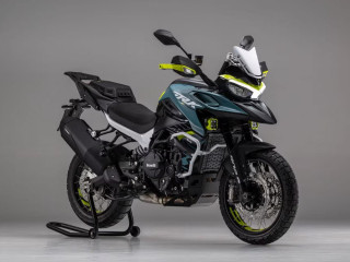 EICMA 2025 - Benelli TRK 902 Xplorer / Stradale 2026