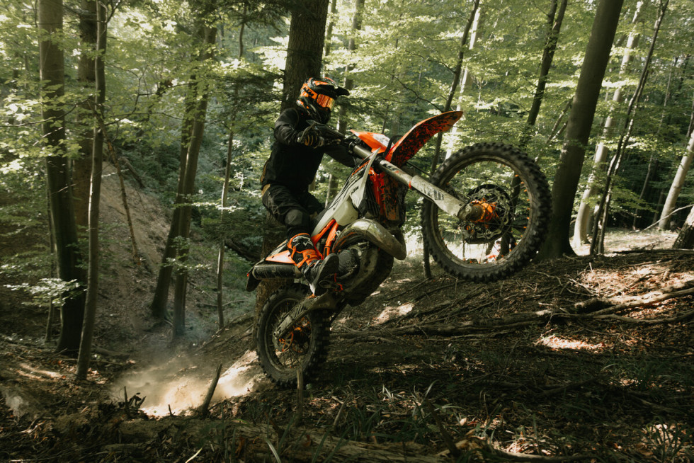 KTM 300 EXC Hardenduro 2026 - H ρέπλικα του πρωταθλητή