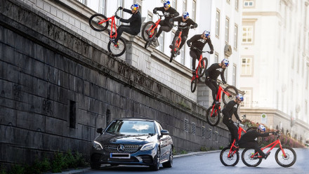 Wibmer's Law: O Danny Macaskill βρήκε αντίπαλο - Τρελό Video
