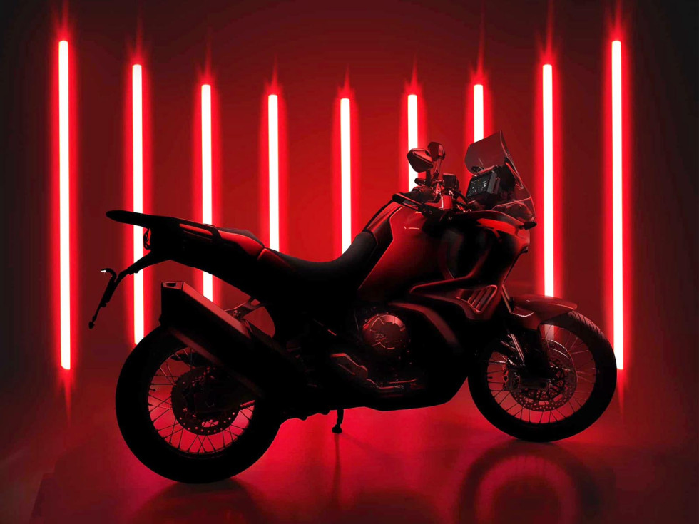 MV Agusta - Παρουσιάζει αύριο το Enduro Veloce