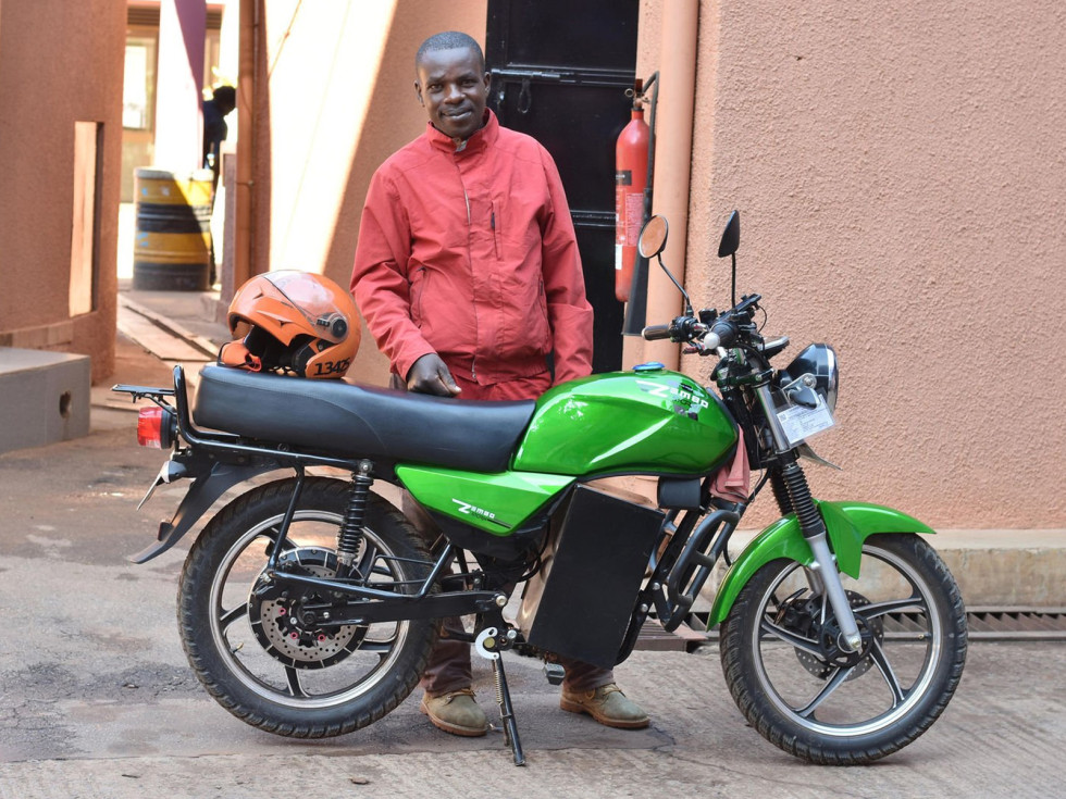 Ουγκάντα – «Δωρεάν» ηλεκτρικές μοτοσυκλέτες για όλους
