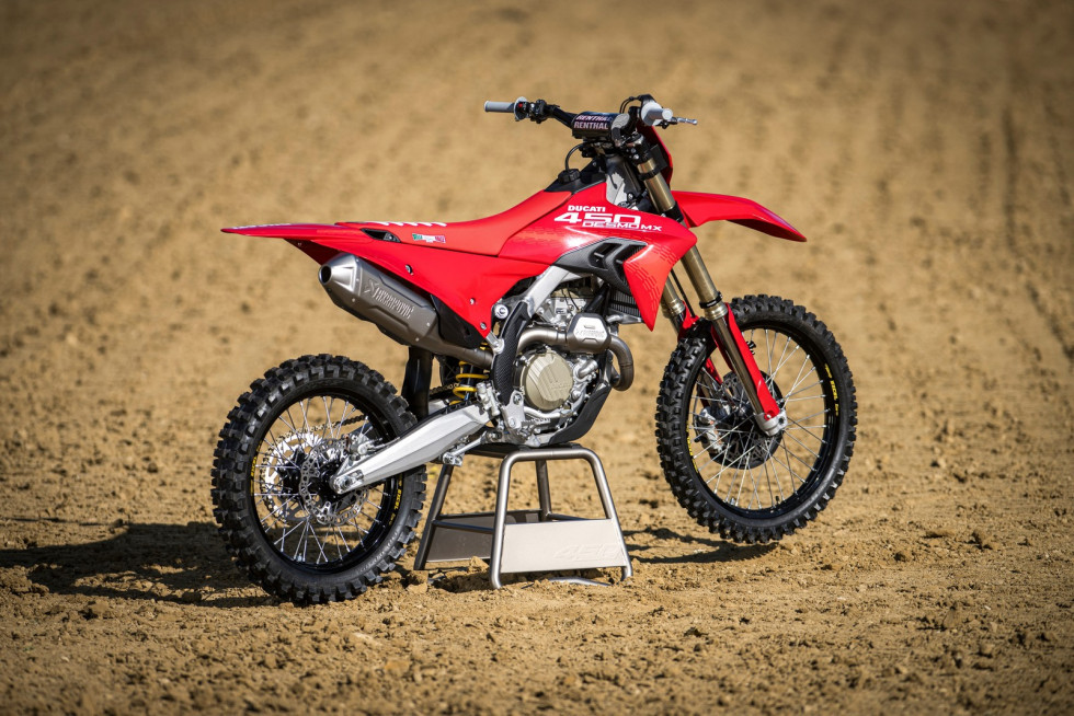 Ducati Desmo450 MX - Ξεκινούν οι πωλήσεις του στην Ευρώπη