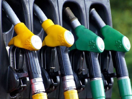 Fuel Pass 2026 - Πότε ανοίγουν οι αιτήσεις, ποια τα ποσά, ποιοι οι δικαιούχοι